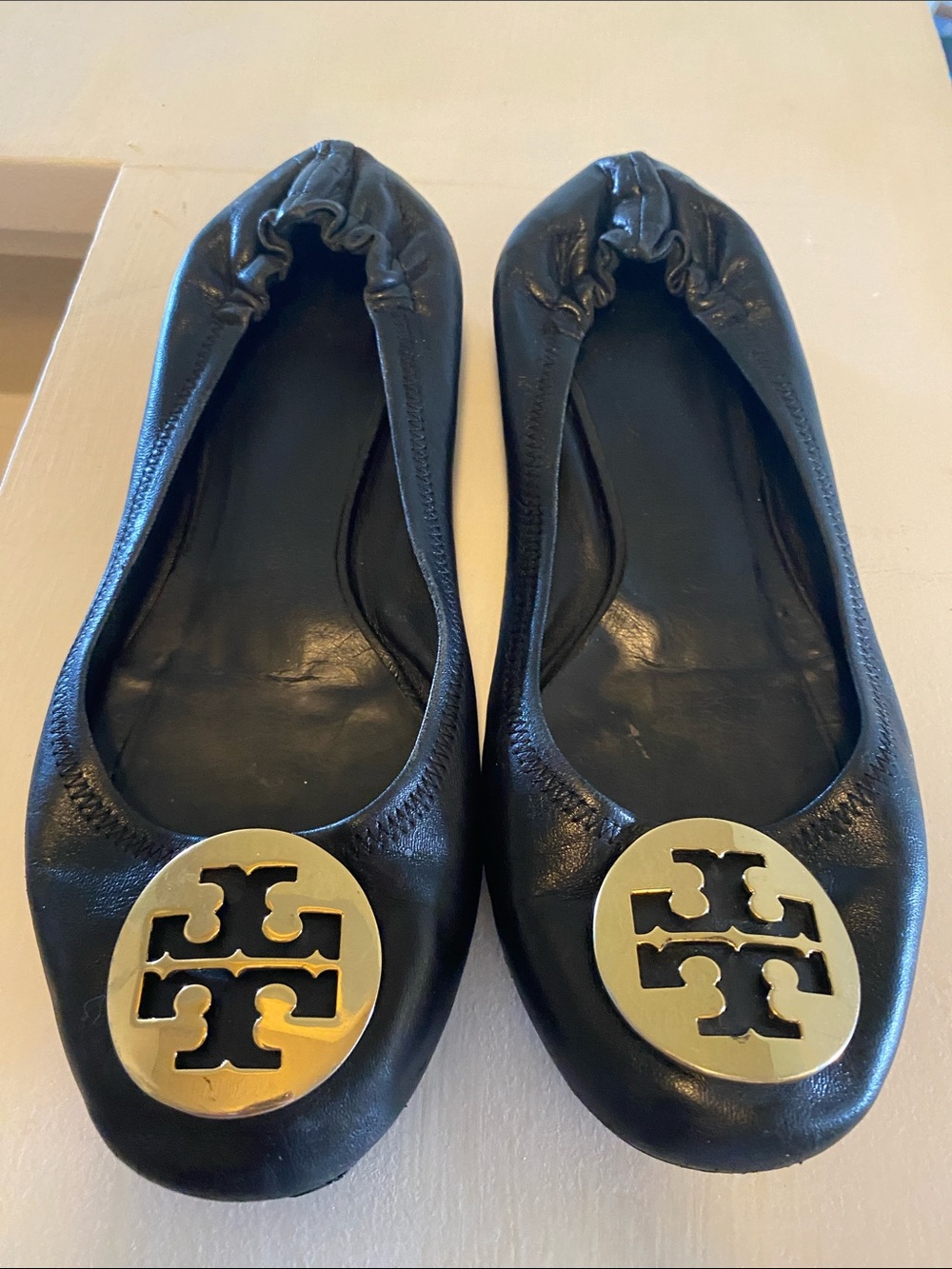 Tory Burch Black Leather Ballet Flats with Gold Logo Discs